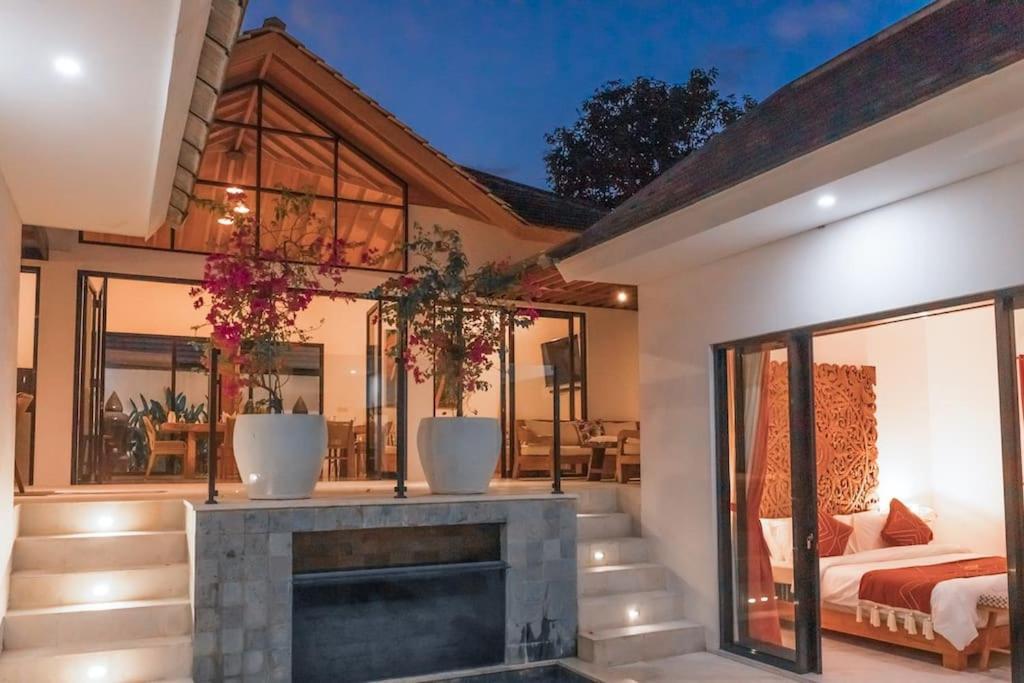 Villa Hakem Elegant And Modern 4 Bedrooms Pool View *
