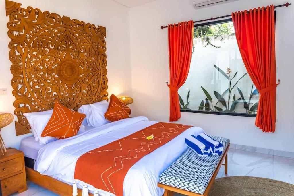 Hakem Elegant And Modern 4 Bedrooms Pool View Villa *